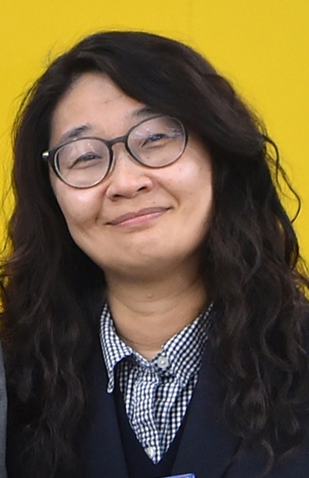 4-5-3(오른쪽 사람 인물만)투자유치 분야 정책고문 위촉식-의전실